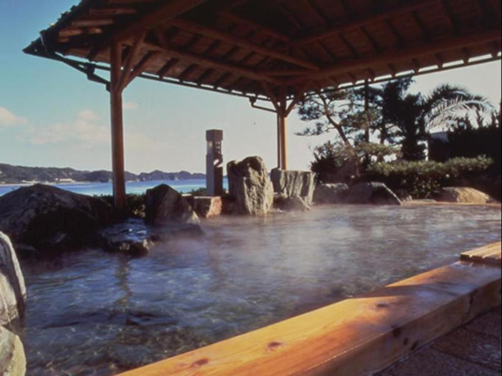 Pals Inn Katsuura Exterior photo